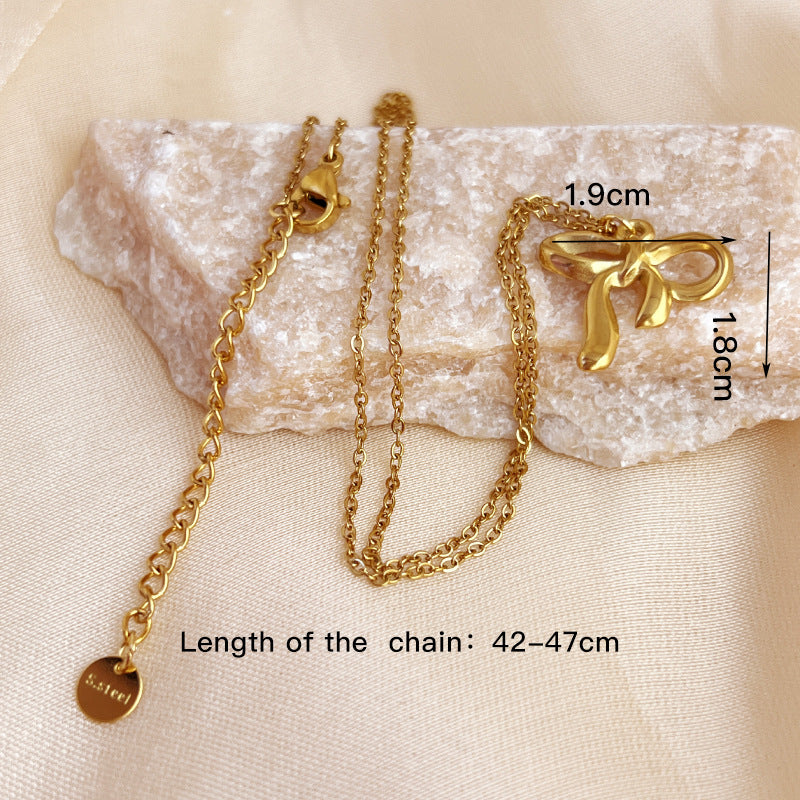 Bella Bow Necklace - Gold