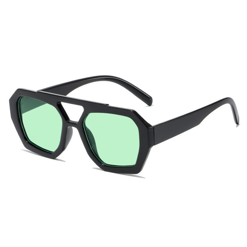 Cece Retro Square Sunglasses