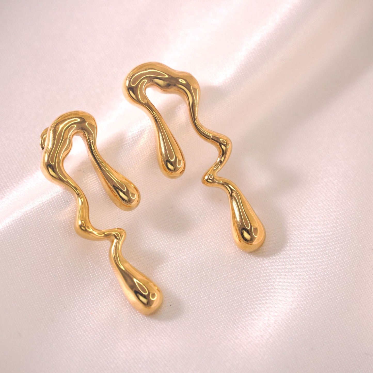 Ester Drip Earring - Gold
